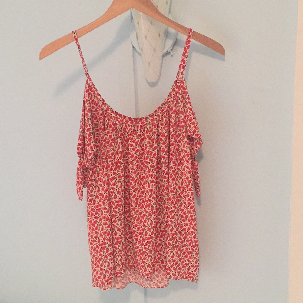 Cold shoulder tank with red flower print